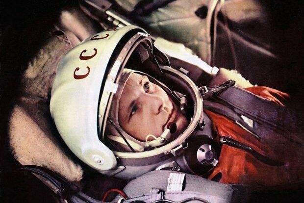 İnsanın kosmosa ilk uçuşu zamanı çəkisizlikdə yeyə biləcəyini yoxlamaq vacib idi, deyə diyetoloq İrina Popkova bildirib.