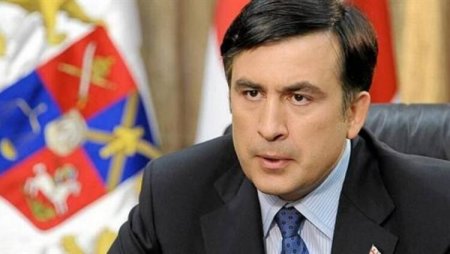 Saakaşvili on bir il əvvəlki sirləri açdı