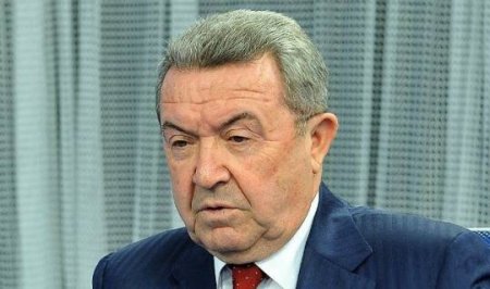 “Misir Mərdanovun kurrikulumu kütləvi savadsızlığa gətirib çıxardı”