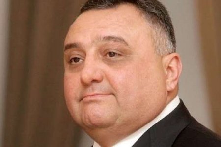 "Eldar Mahmudov ölkədən çıxıb və qayıdıb”- iddialar və şok sirlər