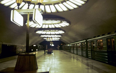 Daşkənddə metroda torpaq çökdü, ölənlər var