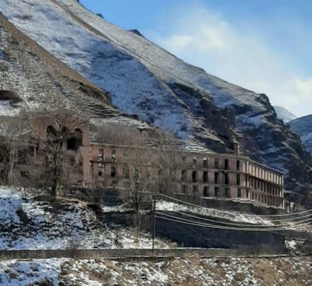 Ermənilər məşhur “İstisu” sanatoriyasını viran qoyub – ƏN SON FOTO