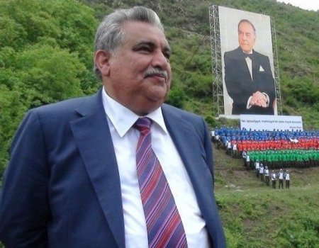Əhəd Abıyev :"Təsadüfi adamlardır, qanları xarabdır..." — İcra başçısı həbs olunan həmkarlarından DANIŞDI