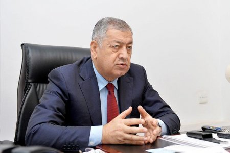 Vahid Əhmədov: “İcra hakimiyyəti strukturu ləğv olunmalıdır, başqa yolumuz yoxdur”