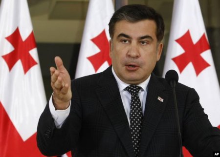 Saakaşvili polisdə apardığı islahatdan yazdı: “Biz sınıq və qorxaq cəmiyyəti dəyişməli idik”