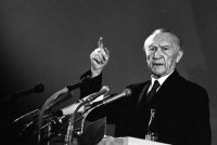 Küllükdən qüdrətli bir dövlət çıxaran lider – Konrad Adenauer 87 yaşına qədər Almaniyanı yenidən qurub