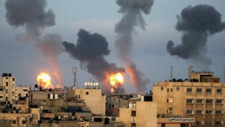 HƏMAS raket yağdırır, İsrail vurur