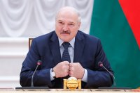 Lukaşenko Putinin yanına bir çamadan sənədlə getdi
