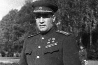 38 yaşında marşal olmasına 5 gün qalırdı – Ordu generalı Çernyaxovskinin maşını mərmi ilə vurulub