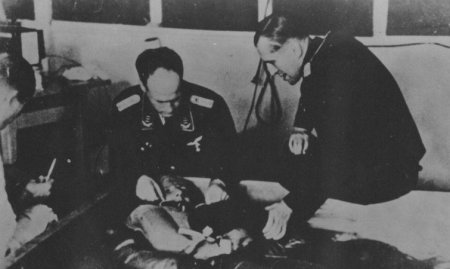 Himmlerin güllələdiyi “ölüm həkimi” – Ziqmund Raşer rexsfürerin qəzəbinə hansı səbəbdən tuş gəlib-Tarixi faktlar
