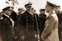 20 günlük fürer – Hitlerin varisi Denis admiral olduğu halda kapitan təqaüdü ilə yaşayıb