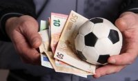 Niderlandda 25 futbolçu oyun alqı-satqısında ittiham olunur