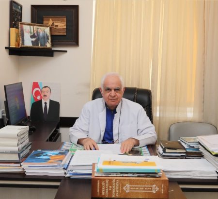 Masallılı professor 70 yaşını harada qeyd etdi?
